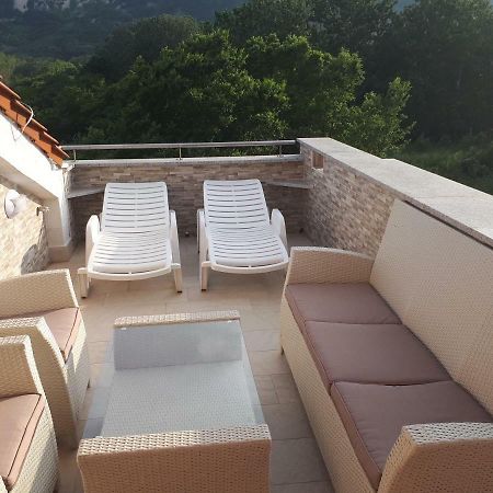 Ruzmarinka 4* Appartement Baška Buitenkant foto